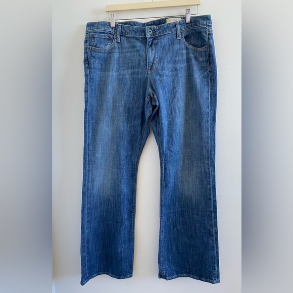 Gap 1969 Blue Stretch Flare Jeans Size 16 Long - Picture 1 of 8